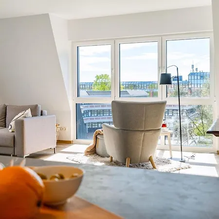 Sonniges City-apartment Mit Terrasse Ueber Den Daechern Von Aurich (Ostfriesland)